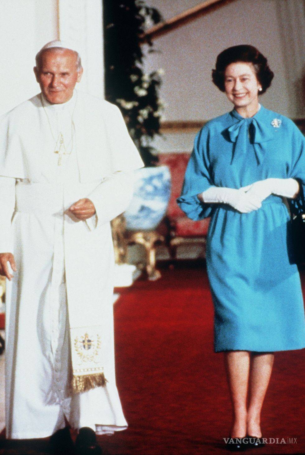 $!La vida de la Reina Isabel II en 20 icónicas fotografías