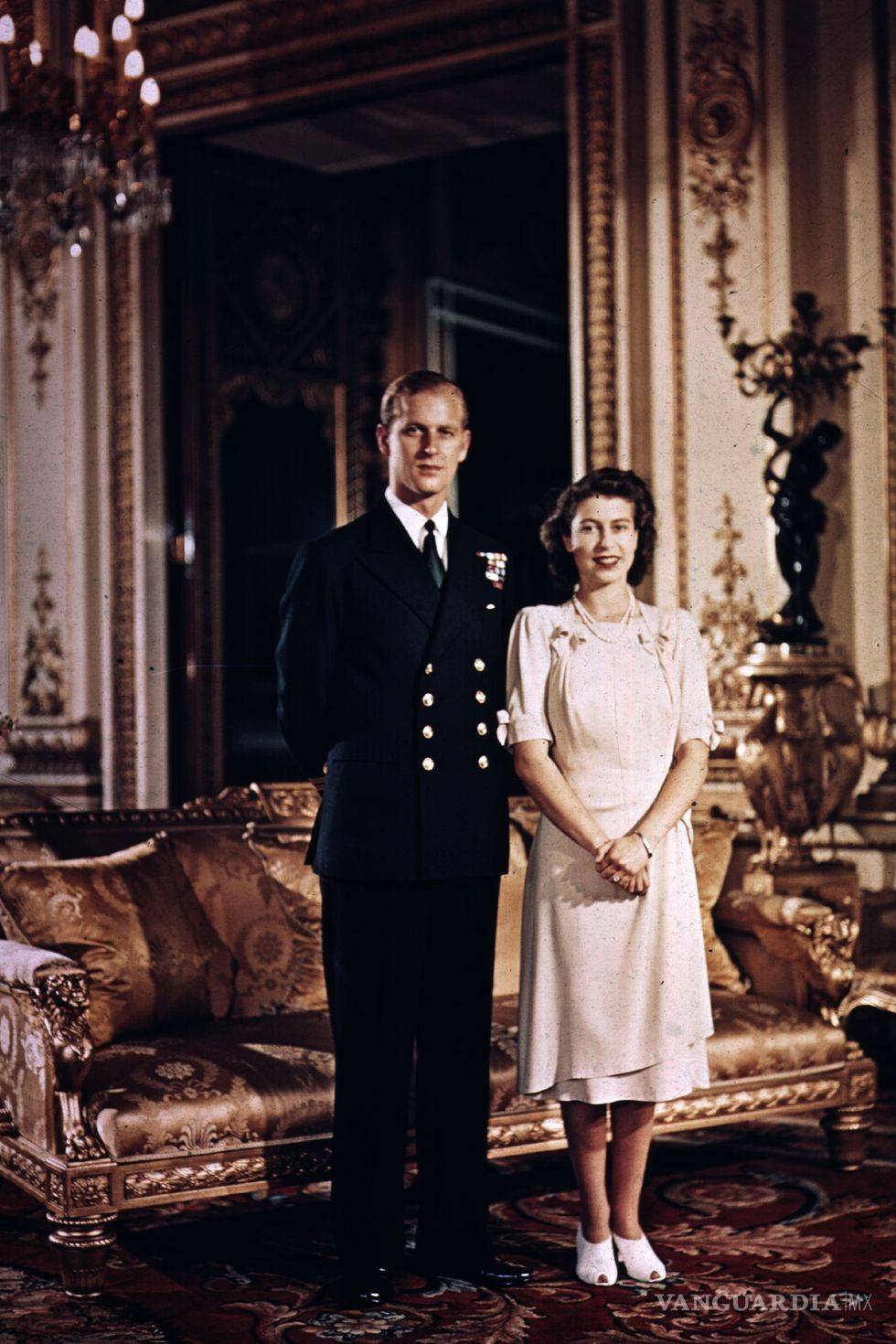 $!La vida de la Reina Isabel II en 20 icónicas fotografías