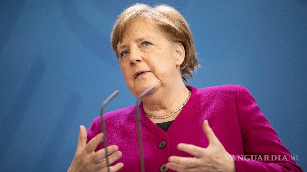 Merkel destaca "amistad transatlántica" tras triunfo de Biden en Estados Unidos