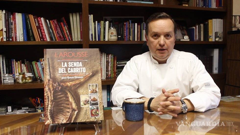 $!El Papa Francisco comerá cabrito, tortillas de harina y machacado con huevo gracias al chef saltillense Juan Ramón Cárdenas