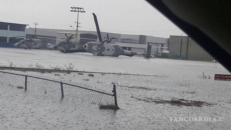 $!Suspenden operaciones en el Aeropuerto del Norte, en Monterrey, por mal clima