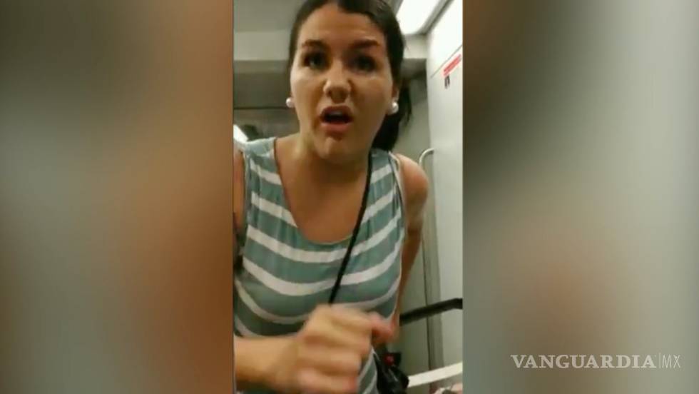 “Me da asco verlas”, mujer agrede a lesbianas por besarse en público