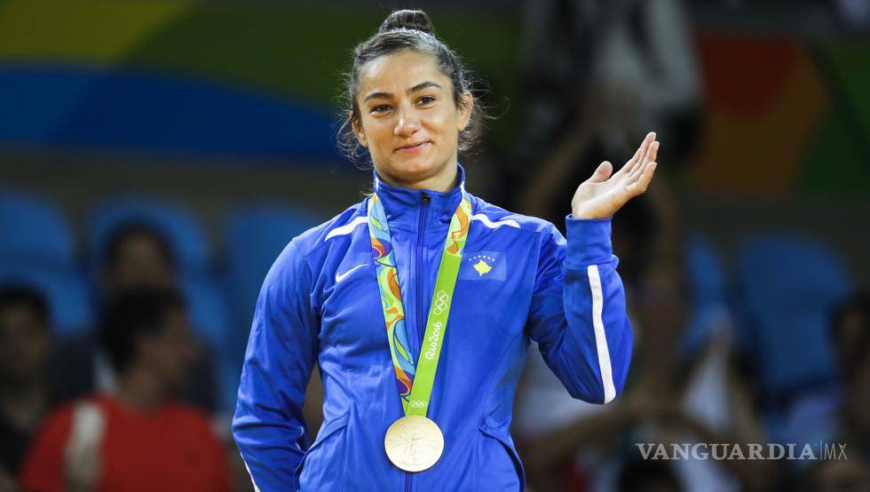 Majilida Kelmendi da a Kosovo su primer oro en unos Juegos Olímpicos