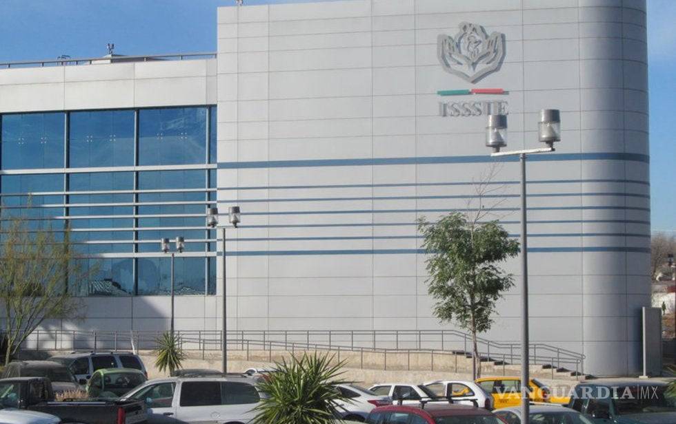 ‘Faltan por cubrir 600 plazas en ISSSTE de Coahuila, no 900’, informa subdelegado