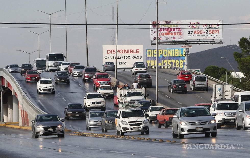 Aseguran urbanistas que aún es tiempo de salvar a Saltillo del tráfico asfixiante