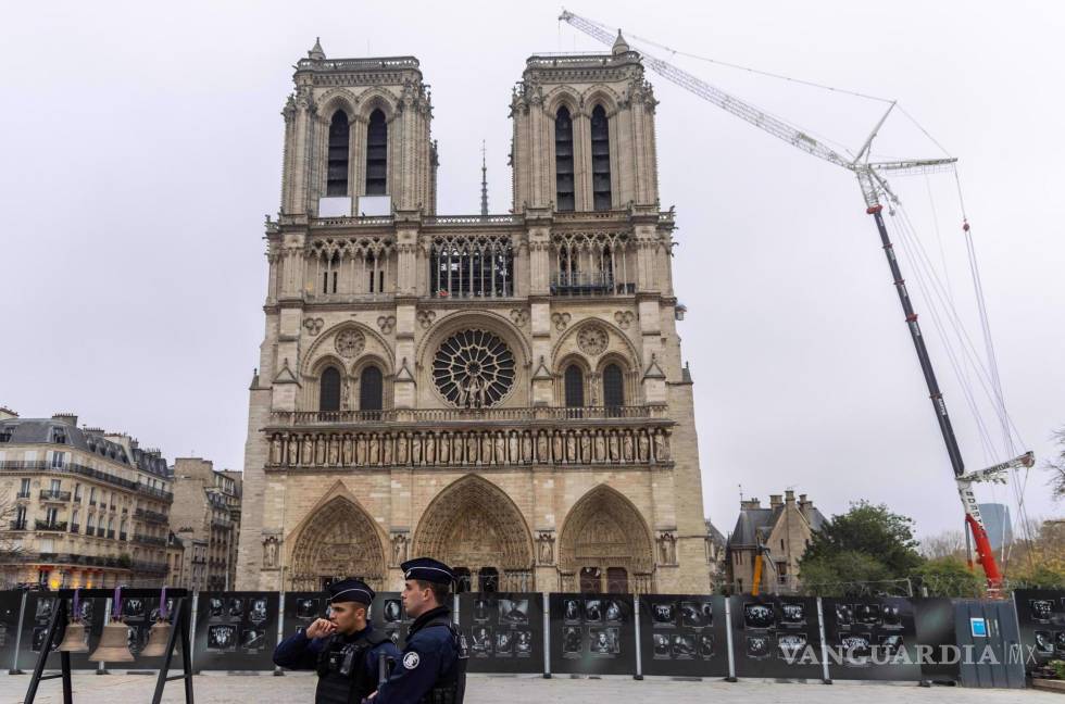 $!Ya está todo preparado para reapertura de la Catedral de París, Notre-Dame, el 8 de diciembre 2024, tras los cinco años de reconstrucción tras el incendio de 2019.