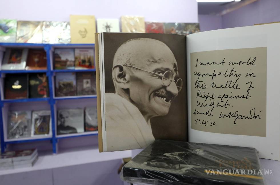 Hace 75 años, asesinaron a Mahatma Gandhi, pionero de la no violencia
