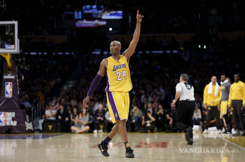$!Kobe Bryant se despide de la NBA como una leyenda al anotar 60 puntos