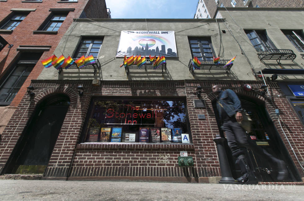 $!Rebelión en el bar Stonewall Inn, así nació el DÍA del ORGULLO GAY