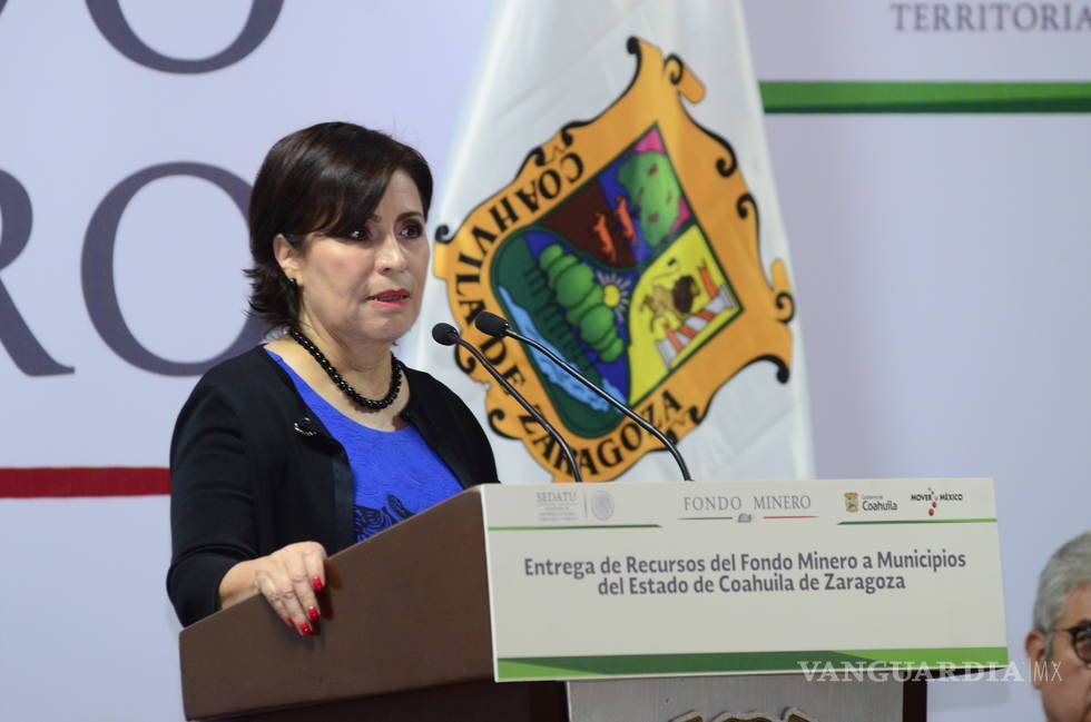 $!Rosario Robles, titular de la Sedatu, realiza gira por la Región Sureste de Coahuila