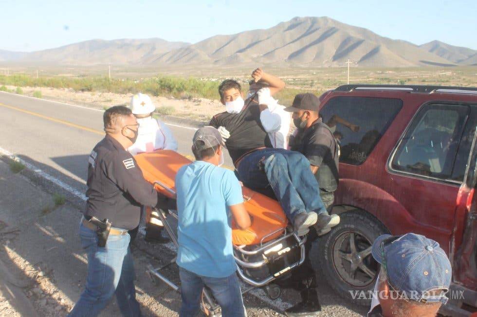 $!En estado grave los jóvenes intoxicados por alcohol adulterado en Parras