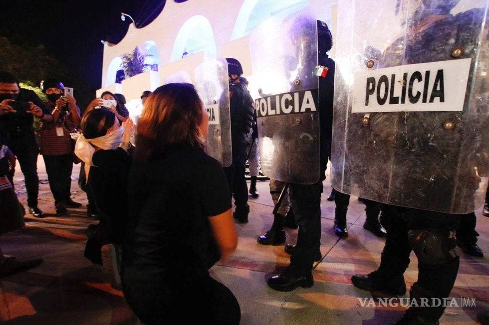 $!Que se castigue a responsables: AMLO sobre agresiones en Cancún