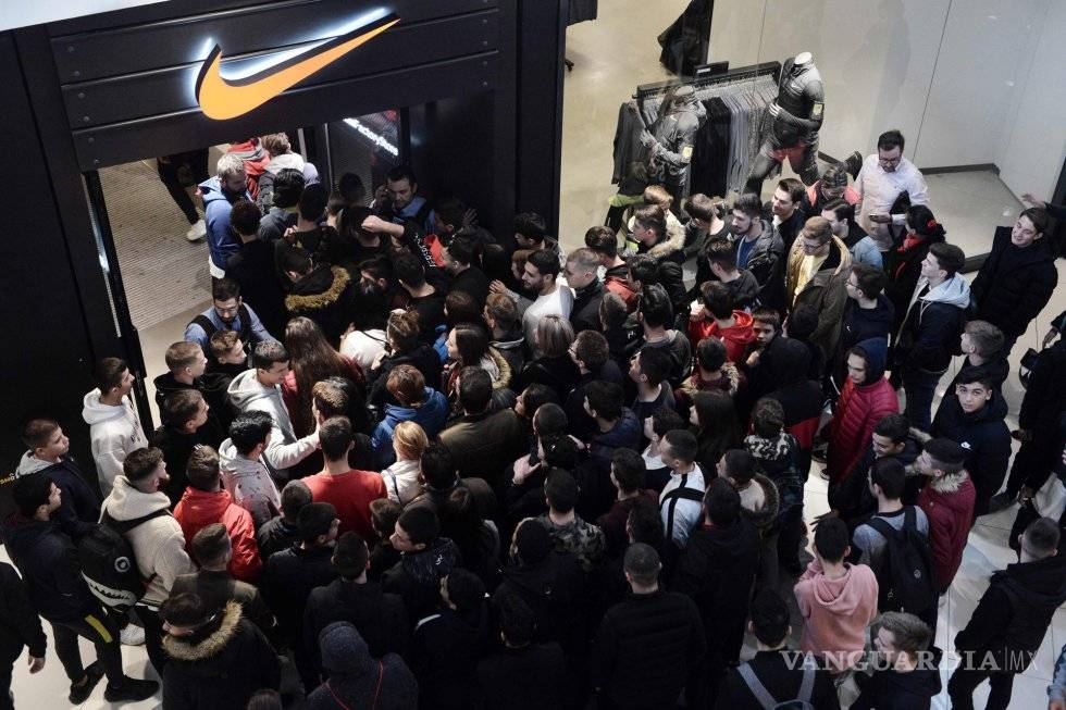 $!Inicia el Black Friday en EU... y la gente se vuelve loca (fotos)