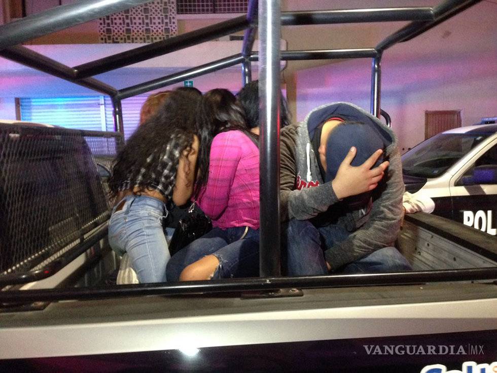 $!Burlaron vigilancia policiaca, jóvenes de Saltillo para organizar fiesta que congregó a casi mil asistentes