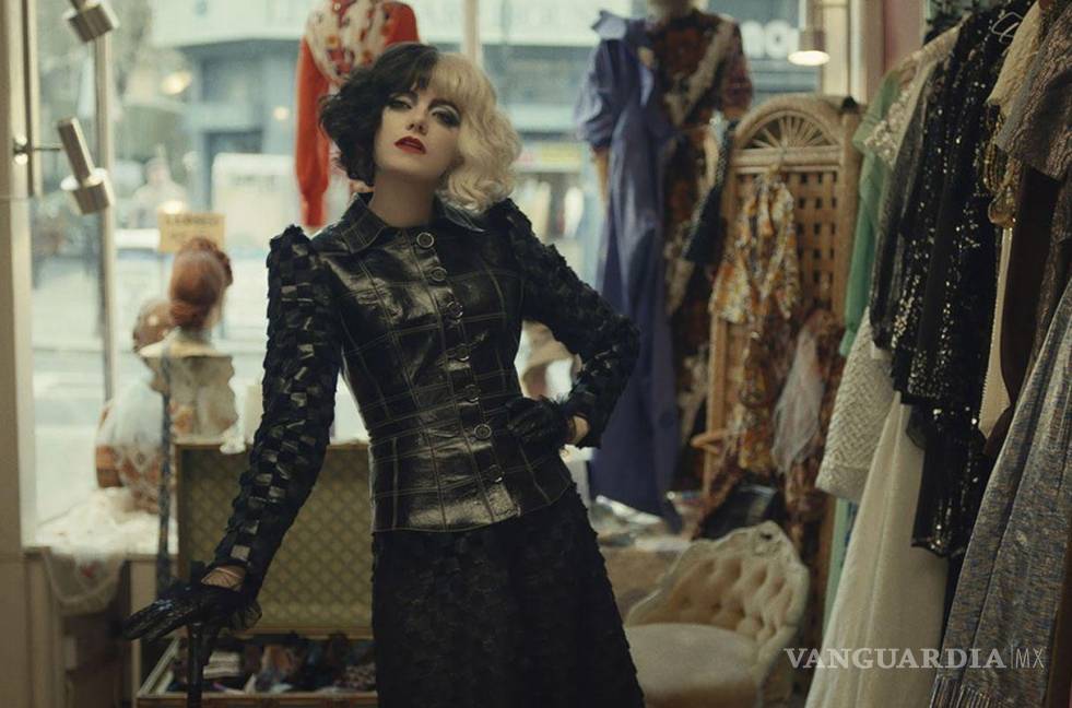 $!Si lo que quieres es verte fashion, Cruella De Vil es la mejor opción para lucir un atuendo a la moda.