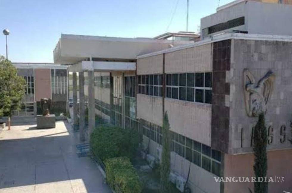 $!La mujer fue trasladada al Hospital General de Zona número 11 del IMSS.