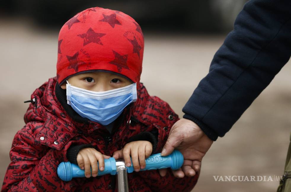 $!Pekín toma medidas contra alerta roja por densa nube de smog