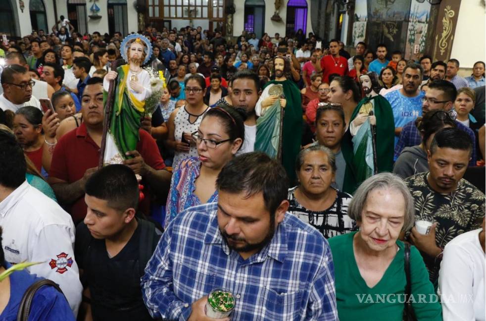 $!Abarrotan templo de San Judas Tadeo en Saltillo