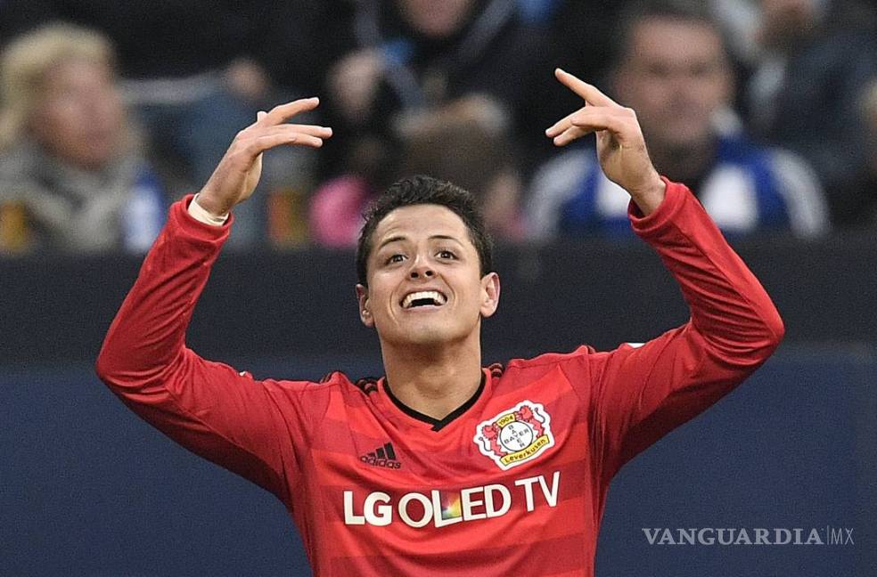 Técnico del Leverkusen destaca grandes cualidades de “Chicharito”