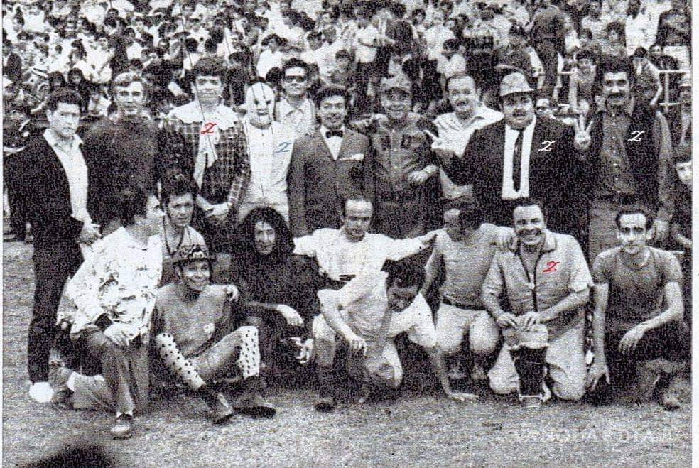 $!La fotografía viral (no fake) de Chabelo 'inmortal'... ¡es el único con vida!