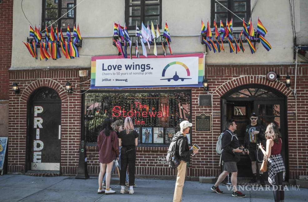 $!50 años de Stonewall, la histórica noche en que los gays se rebelaron en Nueva York (fotogalería)