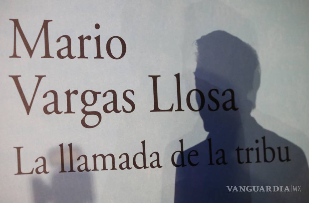$!Si los mexicanos votan por AMLO sería “suicidio democrático”: Vargas Llosa