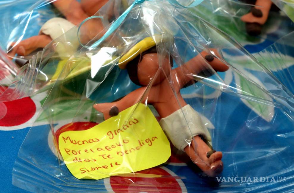 $!A partir de una publicación en redes sociales, el 29 de enero de este año, que mostraba a Noé de Jesús, habitante de Ramos Arizpe, exhortando a la ciudadanía a apoyarlo y recibir a cambio una figura de Cristo hecha de plastilina.