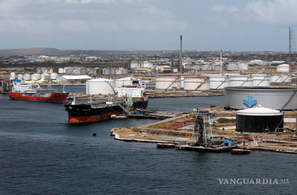 $!En caída libre la producción petrolera de Venezuela, se desploma hasta 732 mil barriles/día
