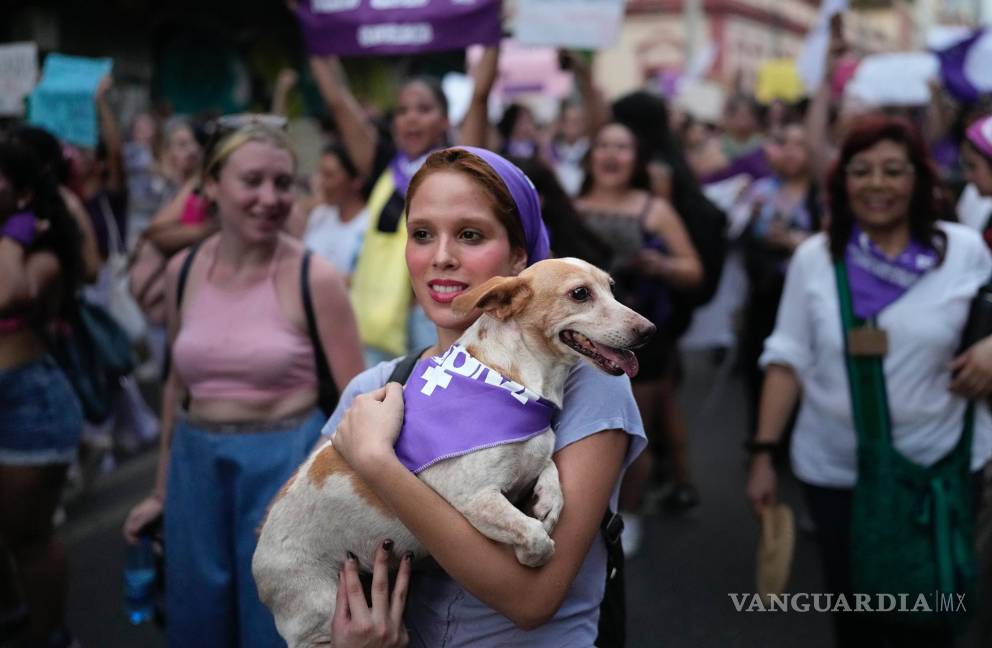 Mujeres alzan su voz en todo el para defender sus derechos y contra la violencia y la impunidad (fotos)