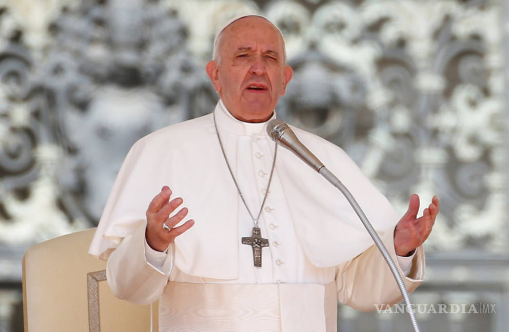 $!Papa Francisco es acusado de ser un hereje por un grupo de 19 sacerdotes