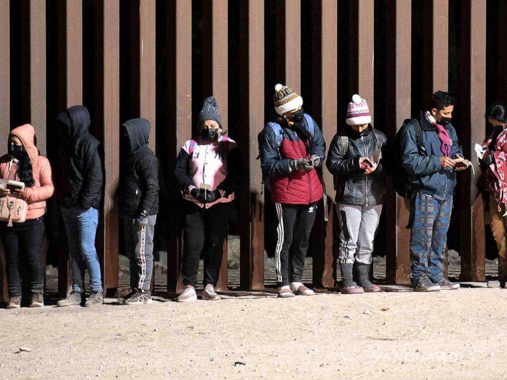 $!El nuevo acuerdo implicaría un castigo para las personas que ingresan sin documentos a Estados Unidos y solicitan asilo una vez en el territorio