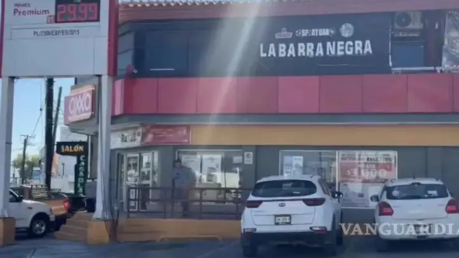 Agentes de Investigación Criminal analizan cámaras de videovigilancia y recaban testimonios para esclarecer los hechos.