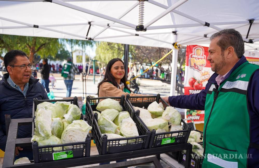 ‘Mercadito de a peso’ fortalece economía familiar en Ramos Arizpe; vecinos destacan ahorro y calidad