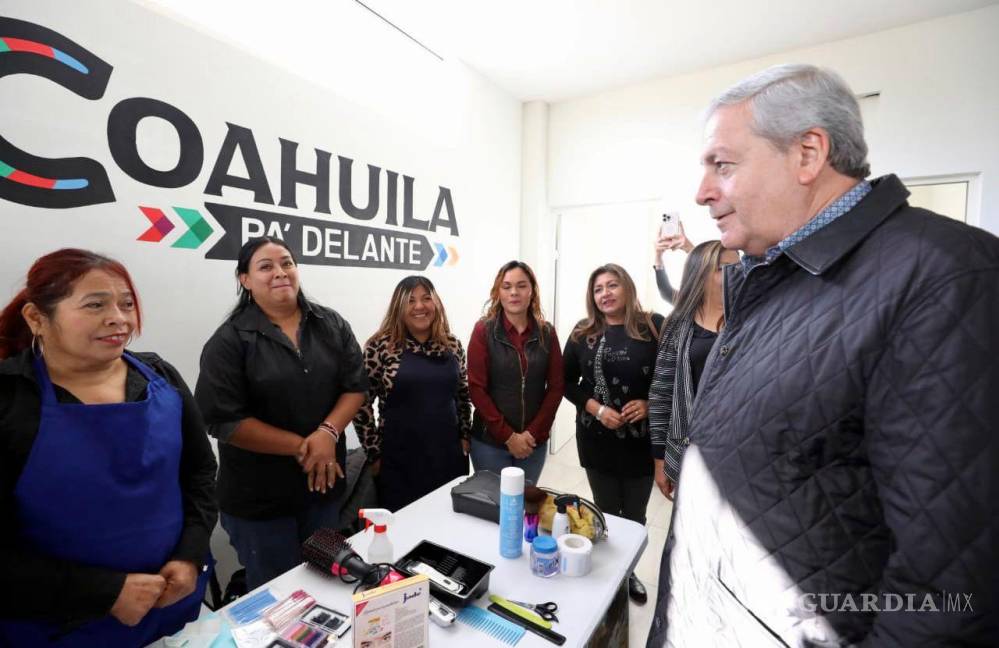 $!Inaugura Alcalde centro comunitario de la colonia La Herradura, en Saltillo