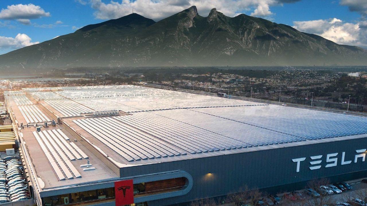 Tesla traerá 190 empresas a Nuevo León y Coahuila, afirma Ebrard. Noticias en tiempo real