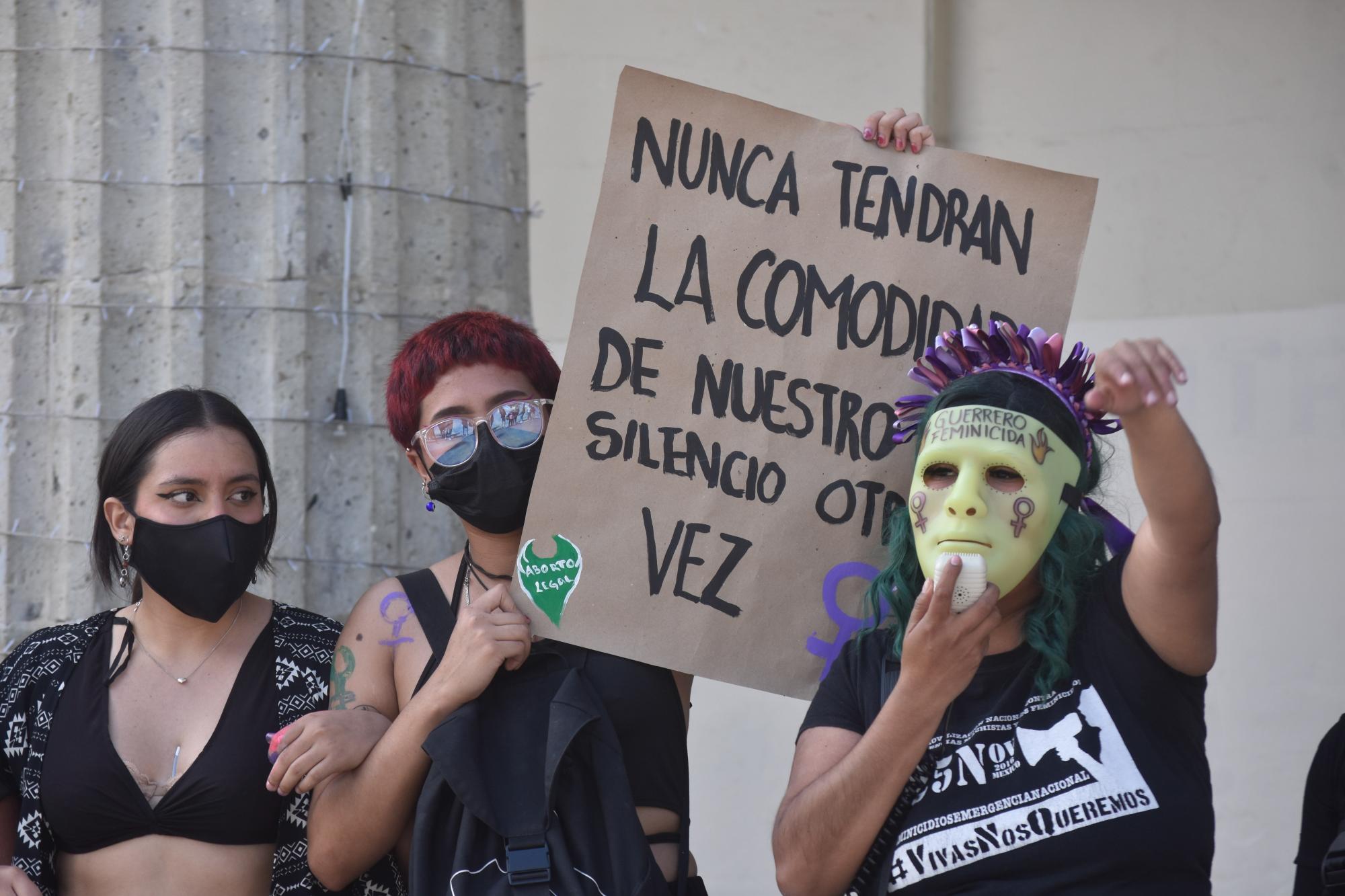 Mujeres se hacen sentir en varias ciudades de México. Noticias en tiempo real