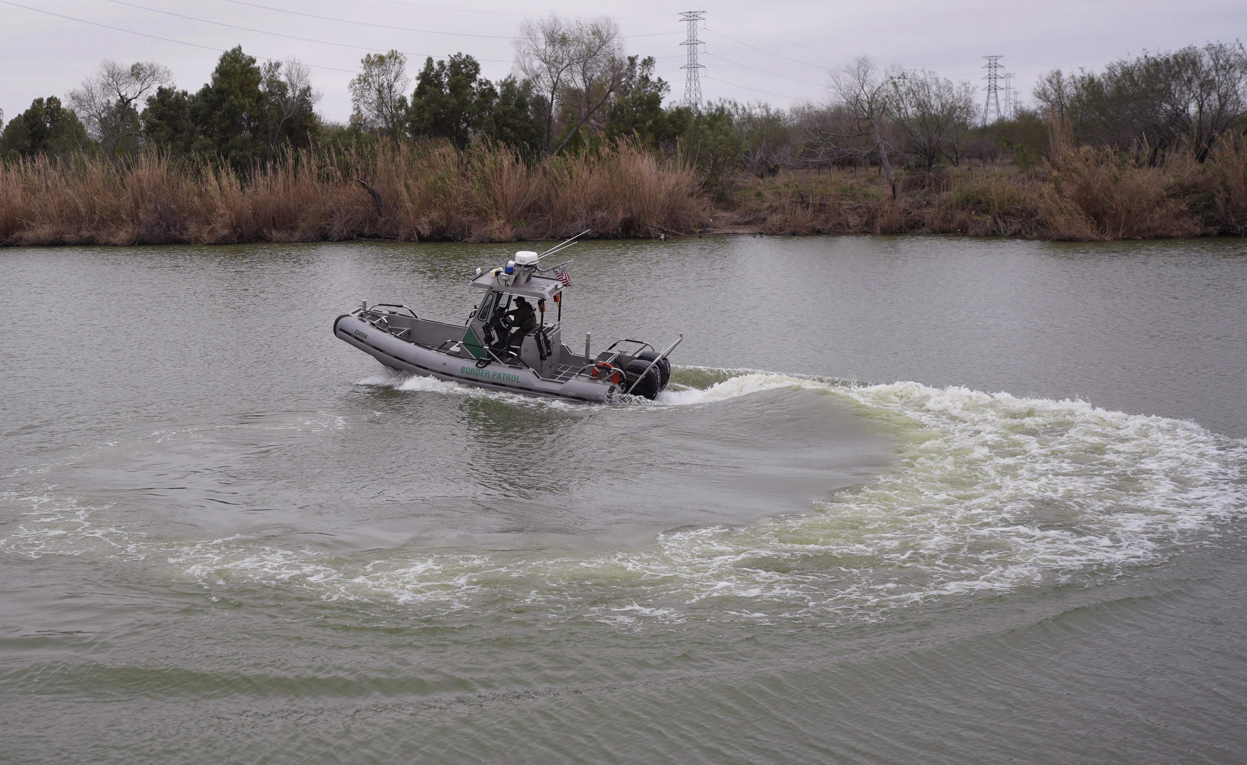 Encuentran cuerpo sin vida flotando en el Río Bravo; investigan identidad
