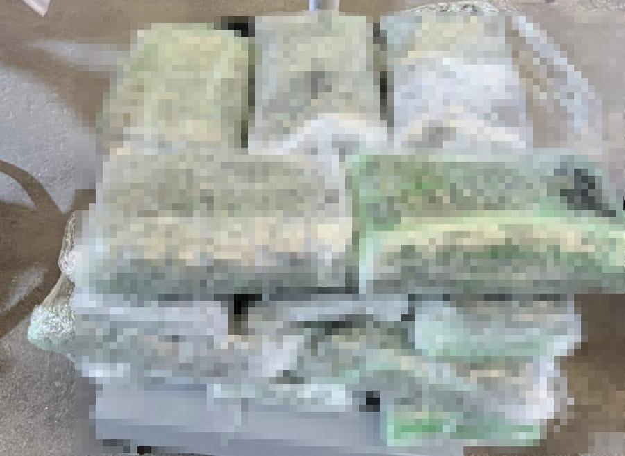 Detectan droga oculta en camión de paquetería rumbo a Piedras Negras