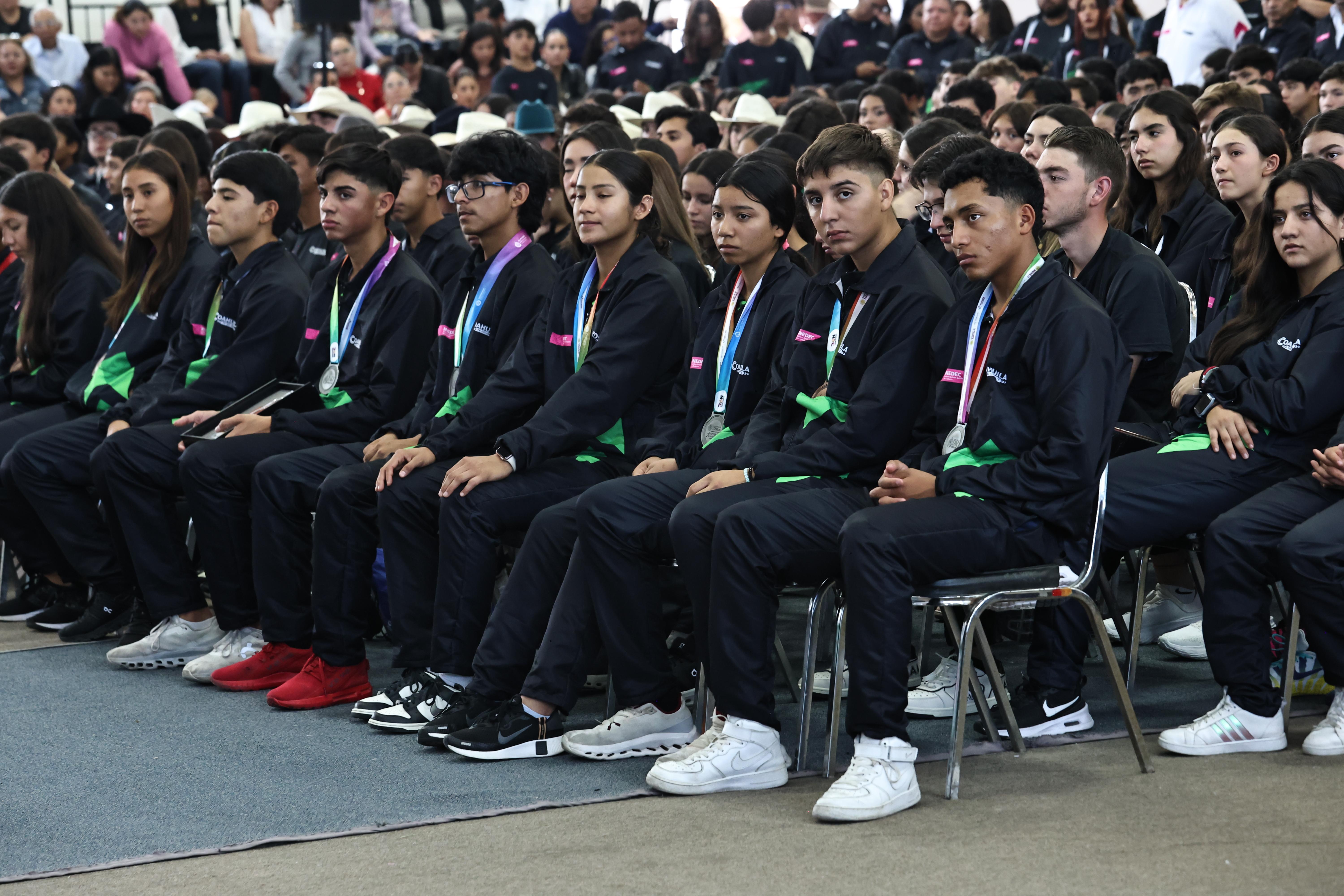 Coahuila abanderó a su delegación para la Olimpiada Nacional CONADE 2026 con 635 atletas