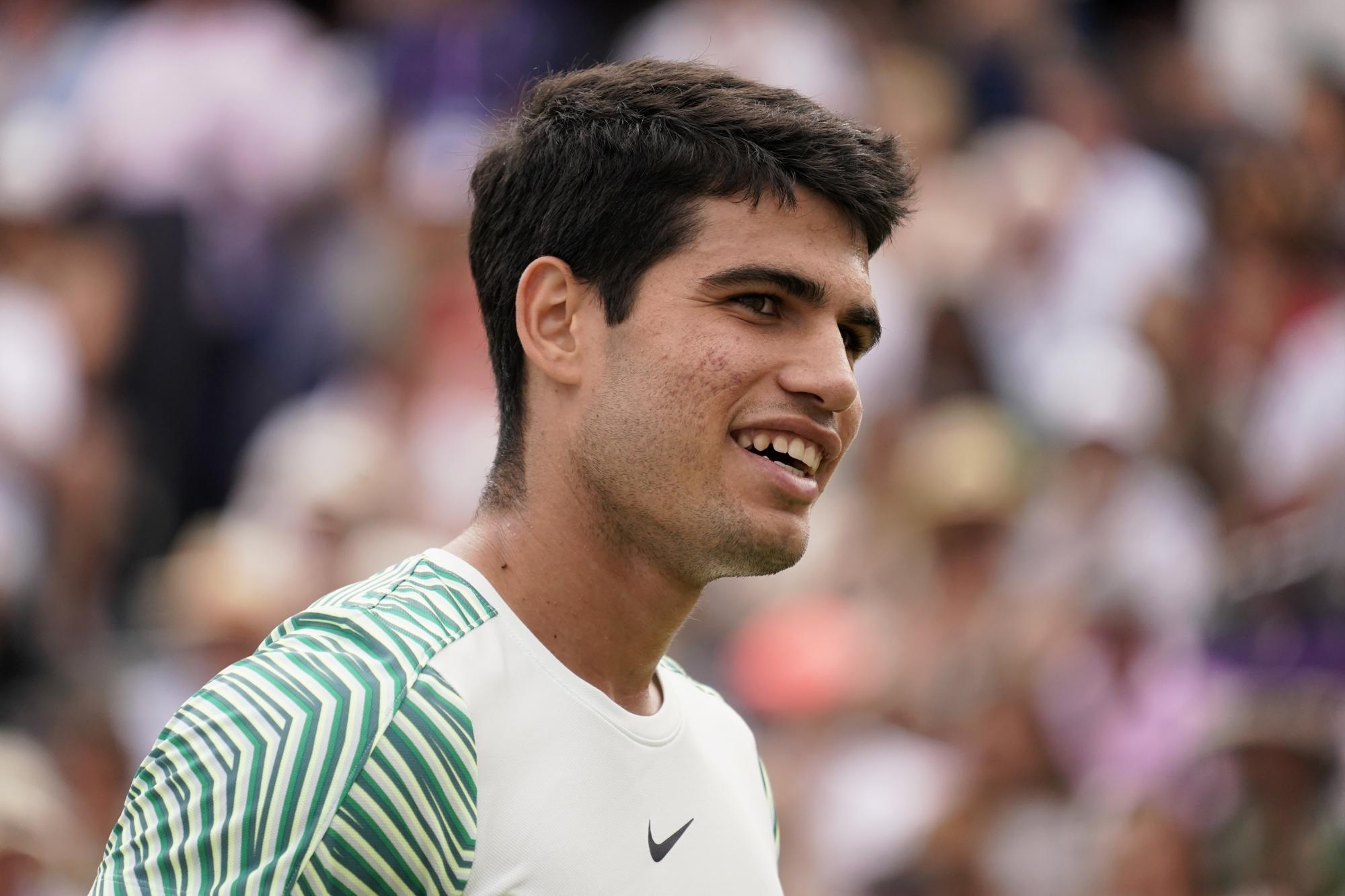 Carlos Alcaraz listo para Wimbledon: llega a la Final del Queen’s Club. Noticias en tiempo real