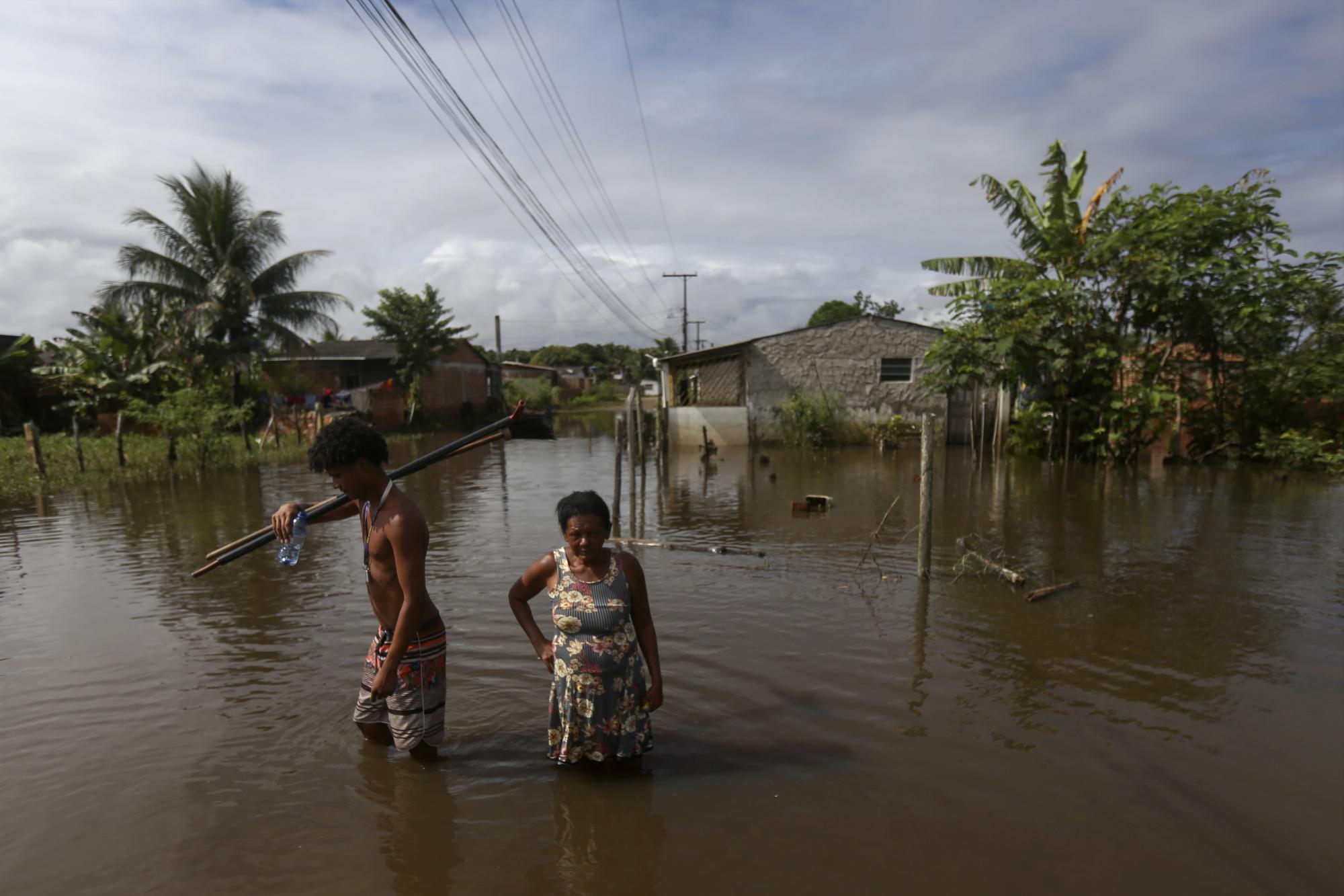 Azotan lluvias a Brasil: provocan inundaciones y evacuaciones de ciudadanos. Noticias en tiempo real