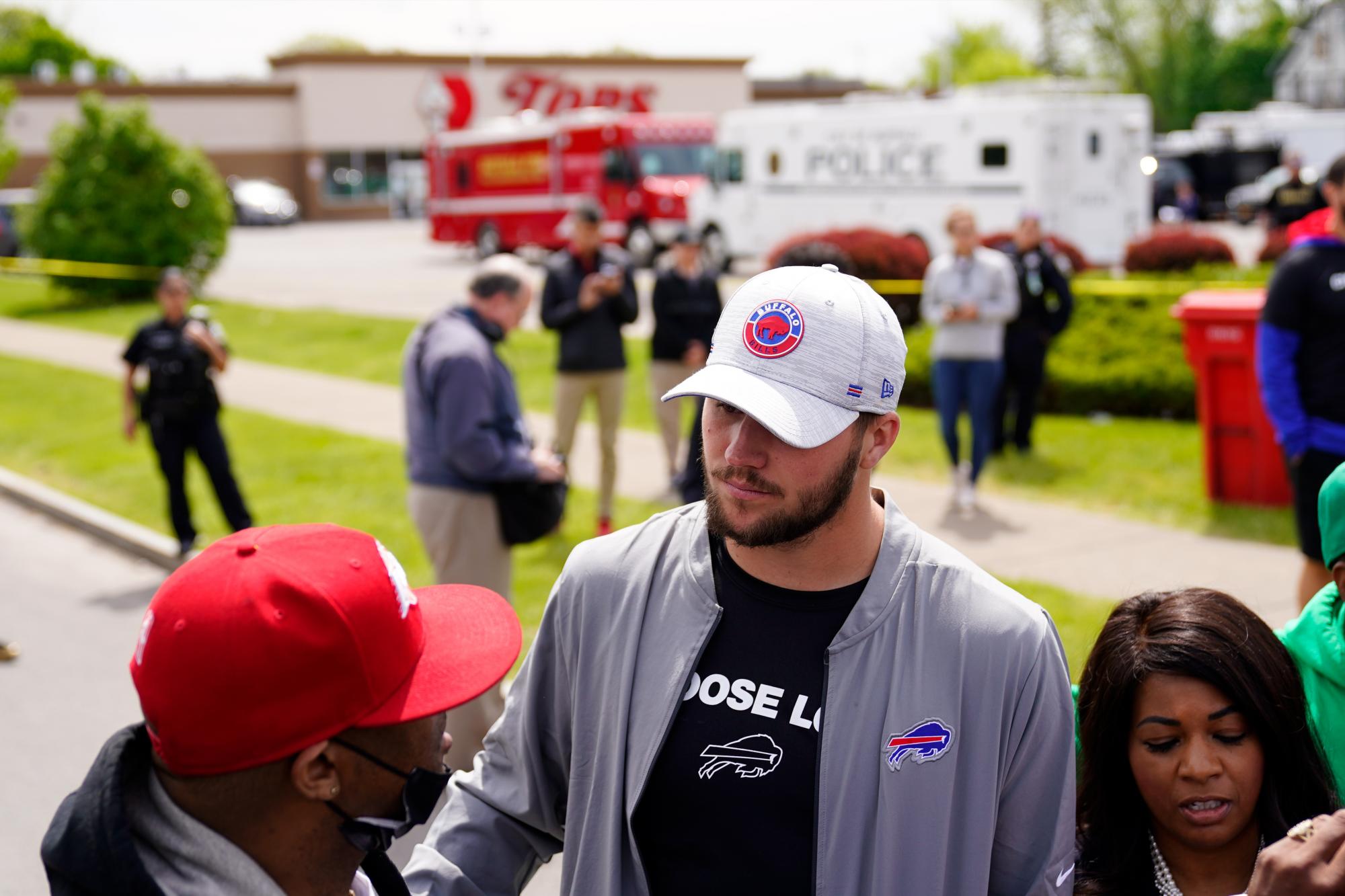 'Choose Love', los Bills se suman a la comunidad de Buffalo tras tiroteo 2