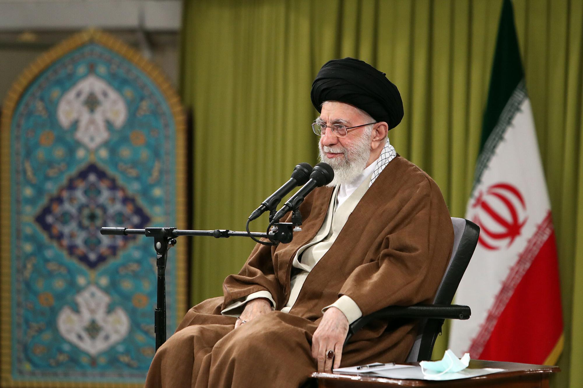 Elogia Ayatolá represión contra protestas en Irán. Noticias en tiempo real