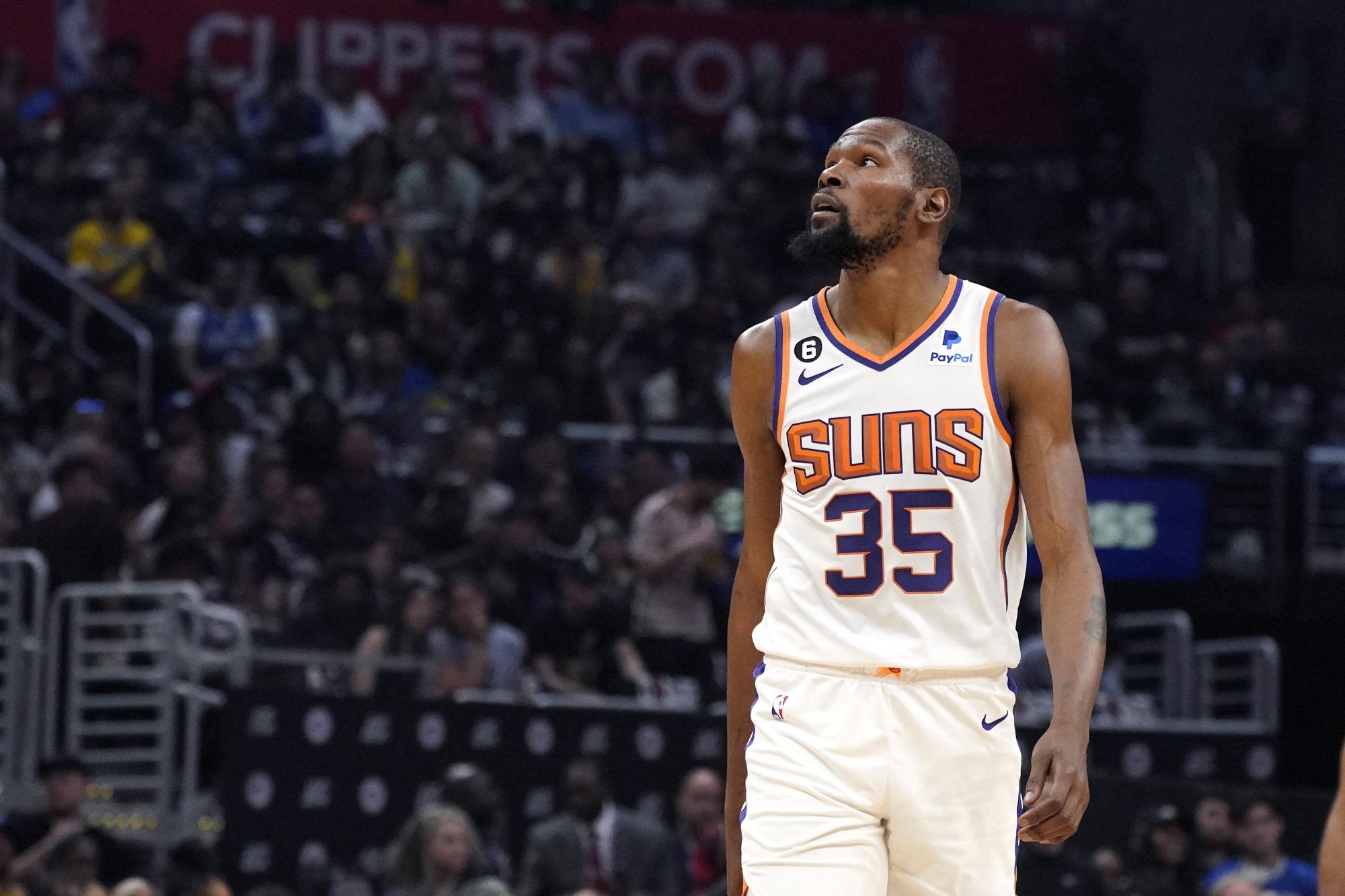 Durant y Booker, la pareja explosiva con la que Suns venció a Clippers y lidera 3-1. Noticias en tiempo real