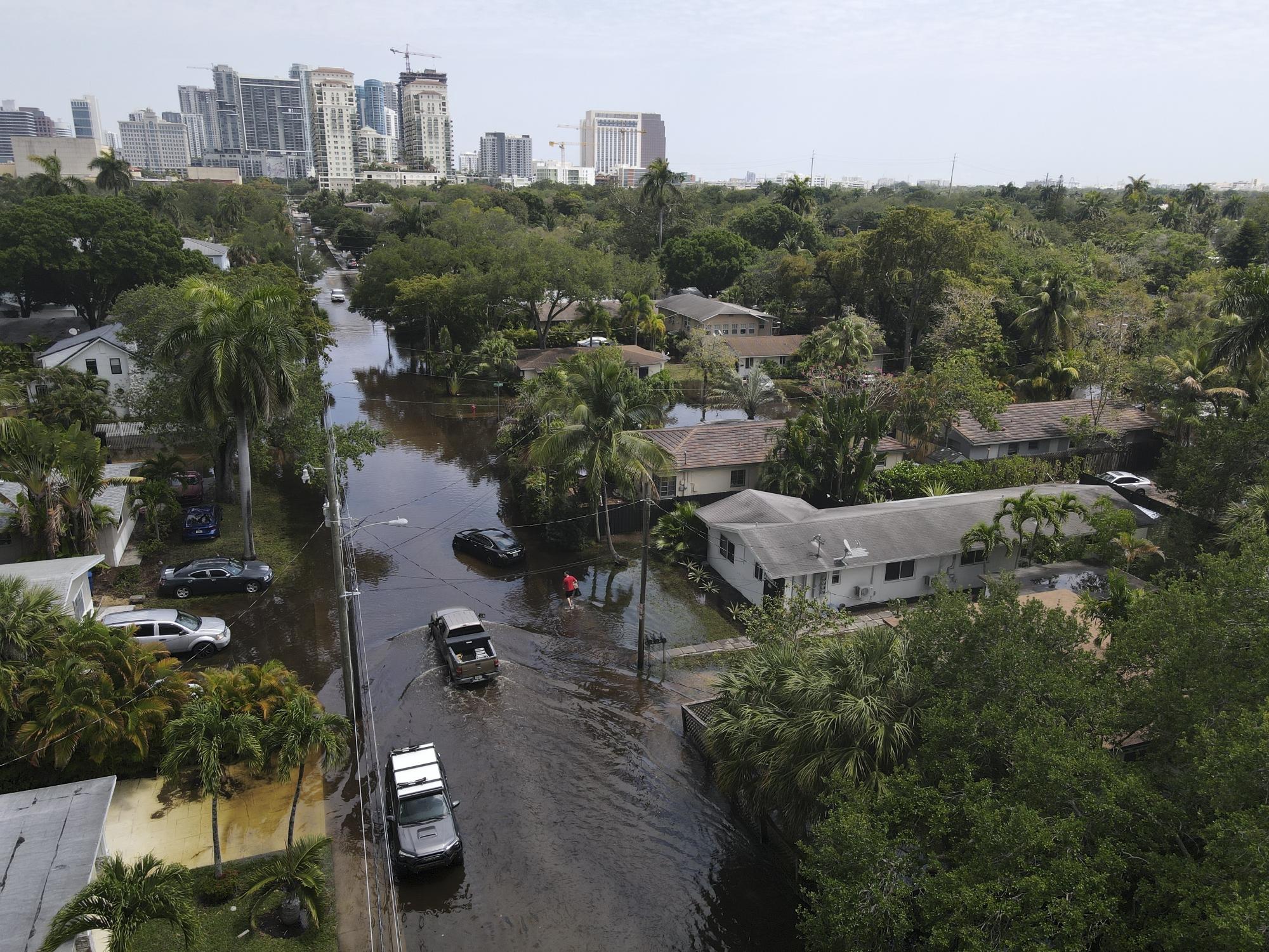 Declara EU desastre en Florida por tormentas y tornados Lado.mx