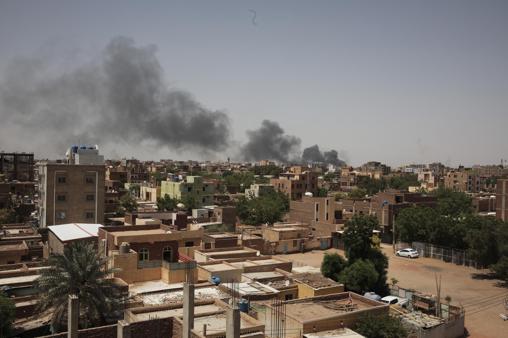 Suman 604 muertos por enfrentamientos armados en Sudán. Noticias en tiempo real