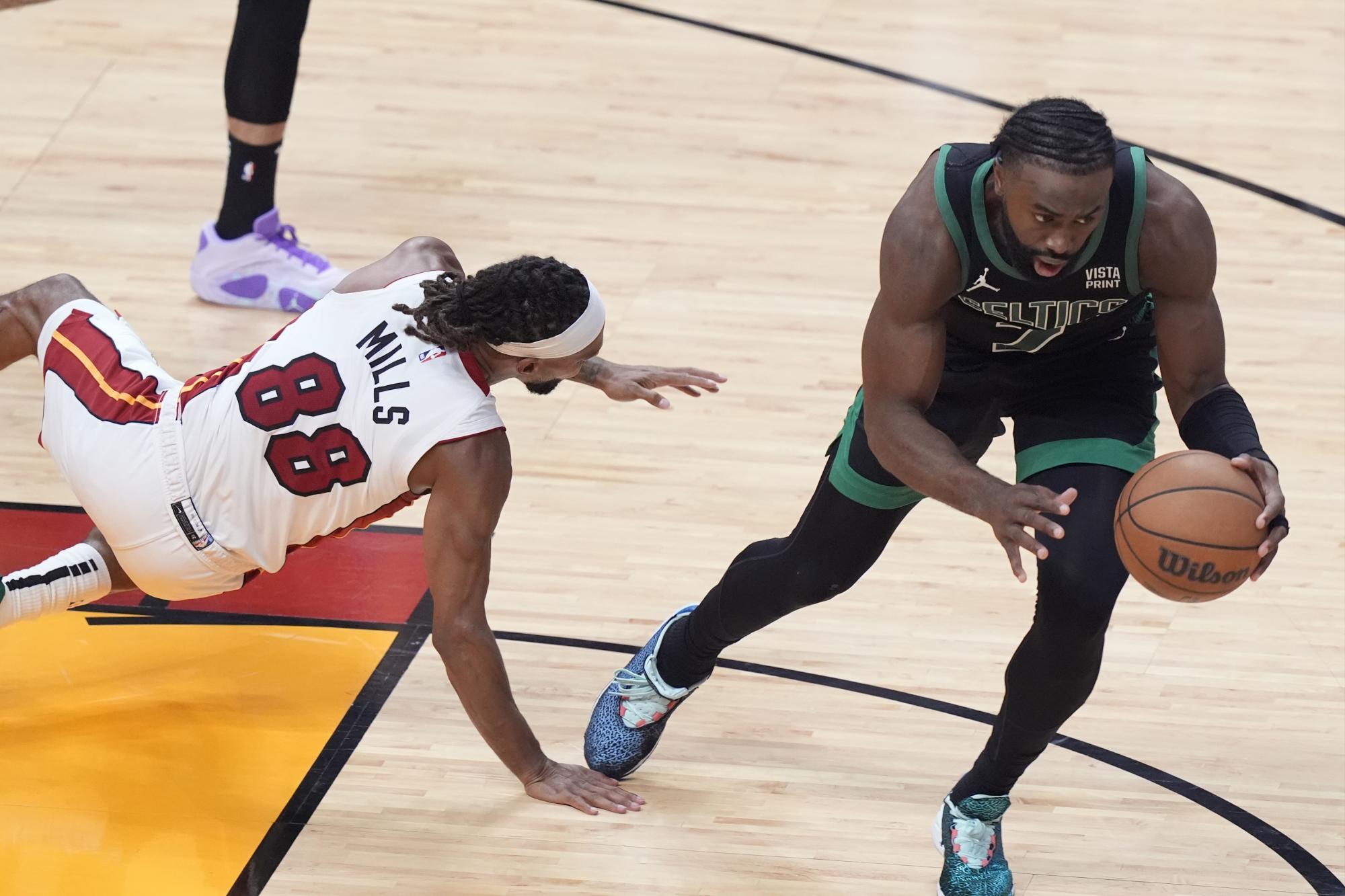 El Heat de Miami al borde de la eliminación contra los Celtics de Boston. Noticias en tiempo real