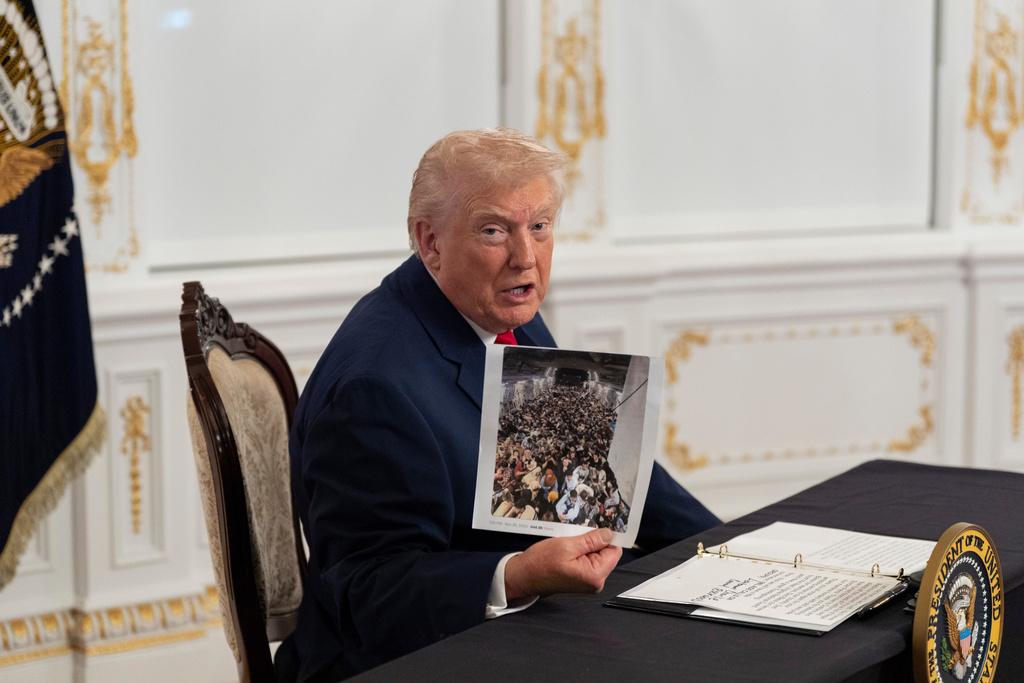  Tras el tiroteo en Washington, Trump intensifica sus posturas antiinmigración  . Noticias en tiempo real