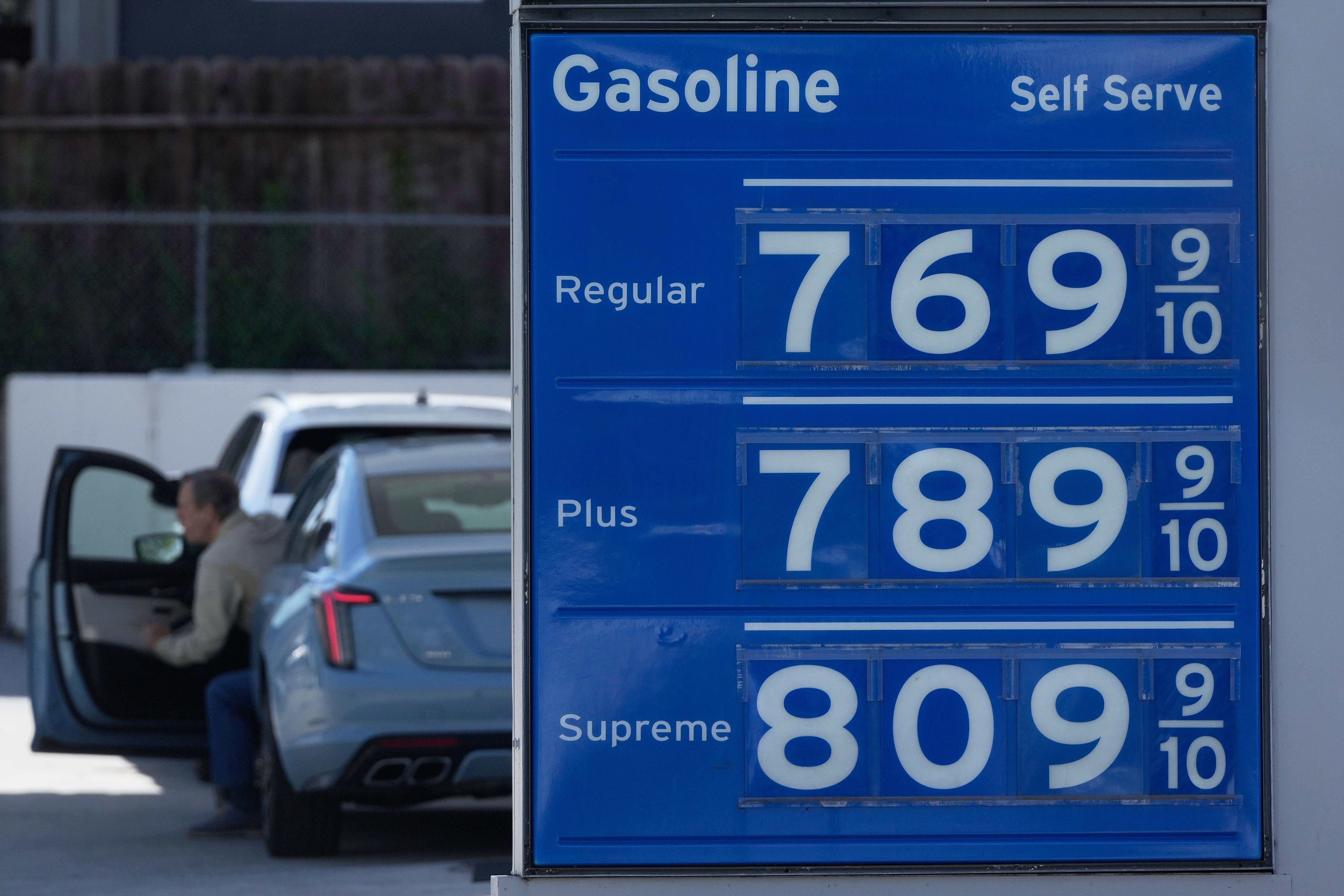 ¿Por qué la gasolina es más barata en EU que en otros países?