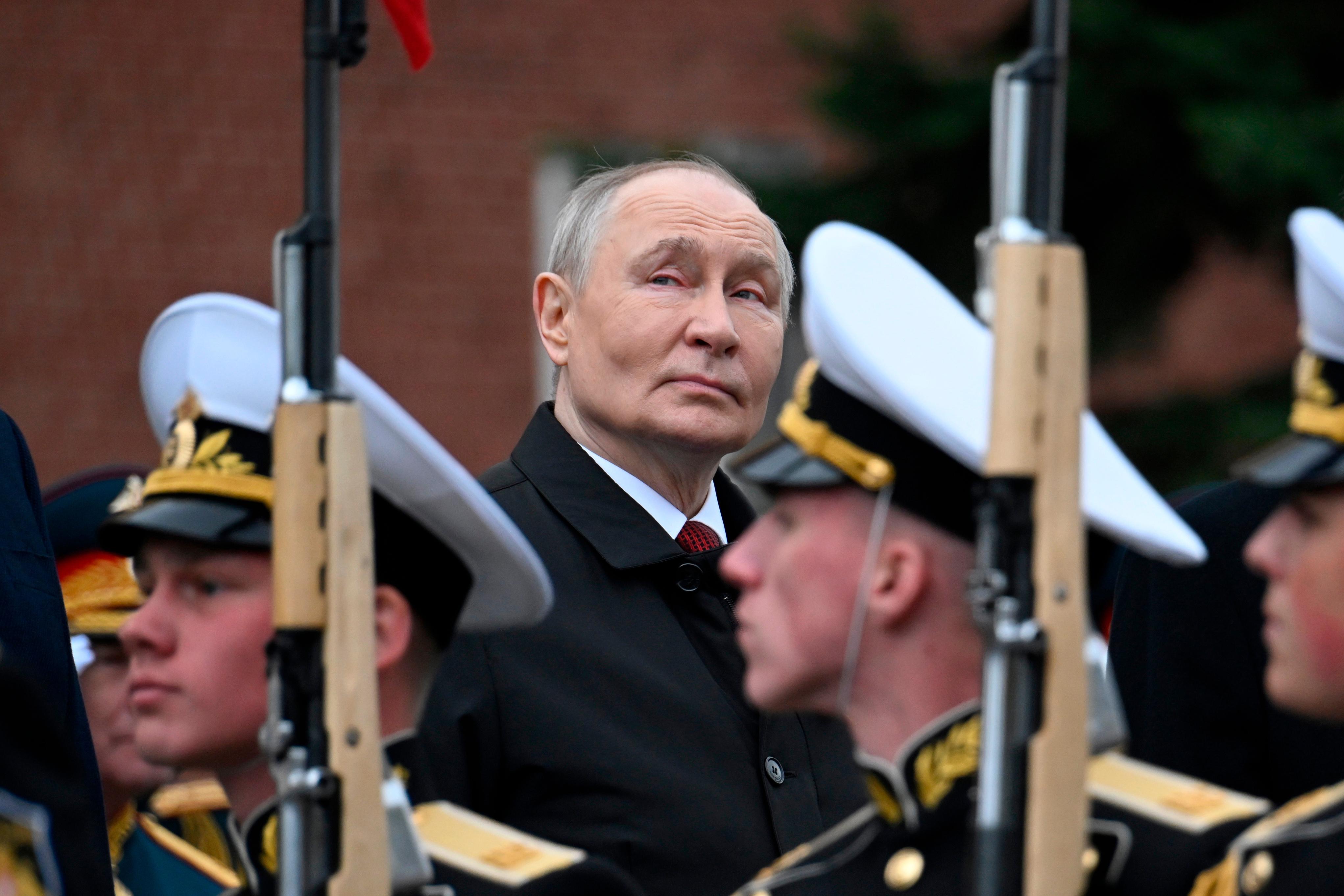 Sufre Putin una dura derrota con el desfile militar deslucido de los últimos 20 años